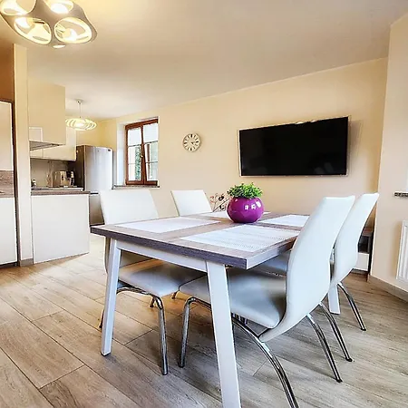 Apartman Sun&fun Parkowa Nadrzeczna 3d I 3e -blisko Centrum, Dworca Pkp W Otoczeniu Zieleni